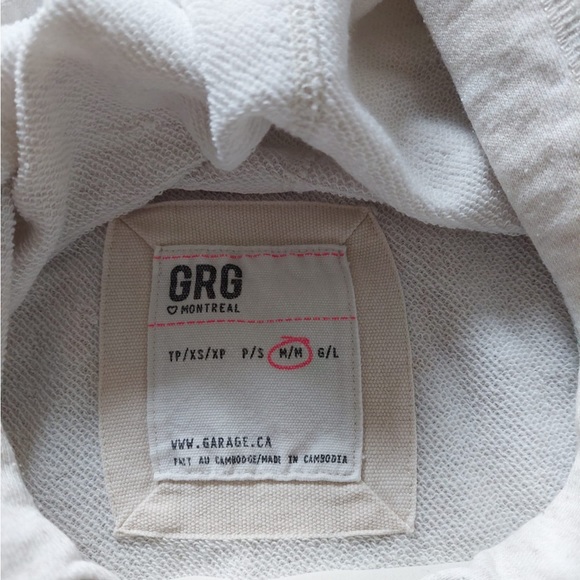 Garage Hoodie with beautiful lace detail - Picture 3 of 3